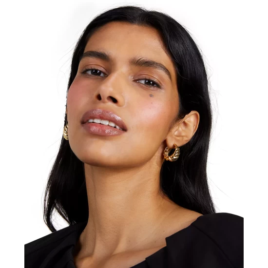 Discount ๐ Kate Spade New York Kate Space New York Gold-Tone French Twist Huggie Hoop Earrings, 0.54 Gold. ๐คฉ 6 Discount ๐ Kate Spade New York Kate Space New York Gold-Tone French Twist Huggie Hoop Earrings, 0.54 Gold. ๐คฉ - Image 4